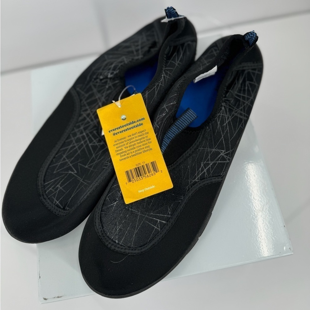 Everest Outdoor/Swim Shoes Mens Size 13 NEW